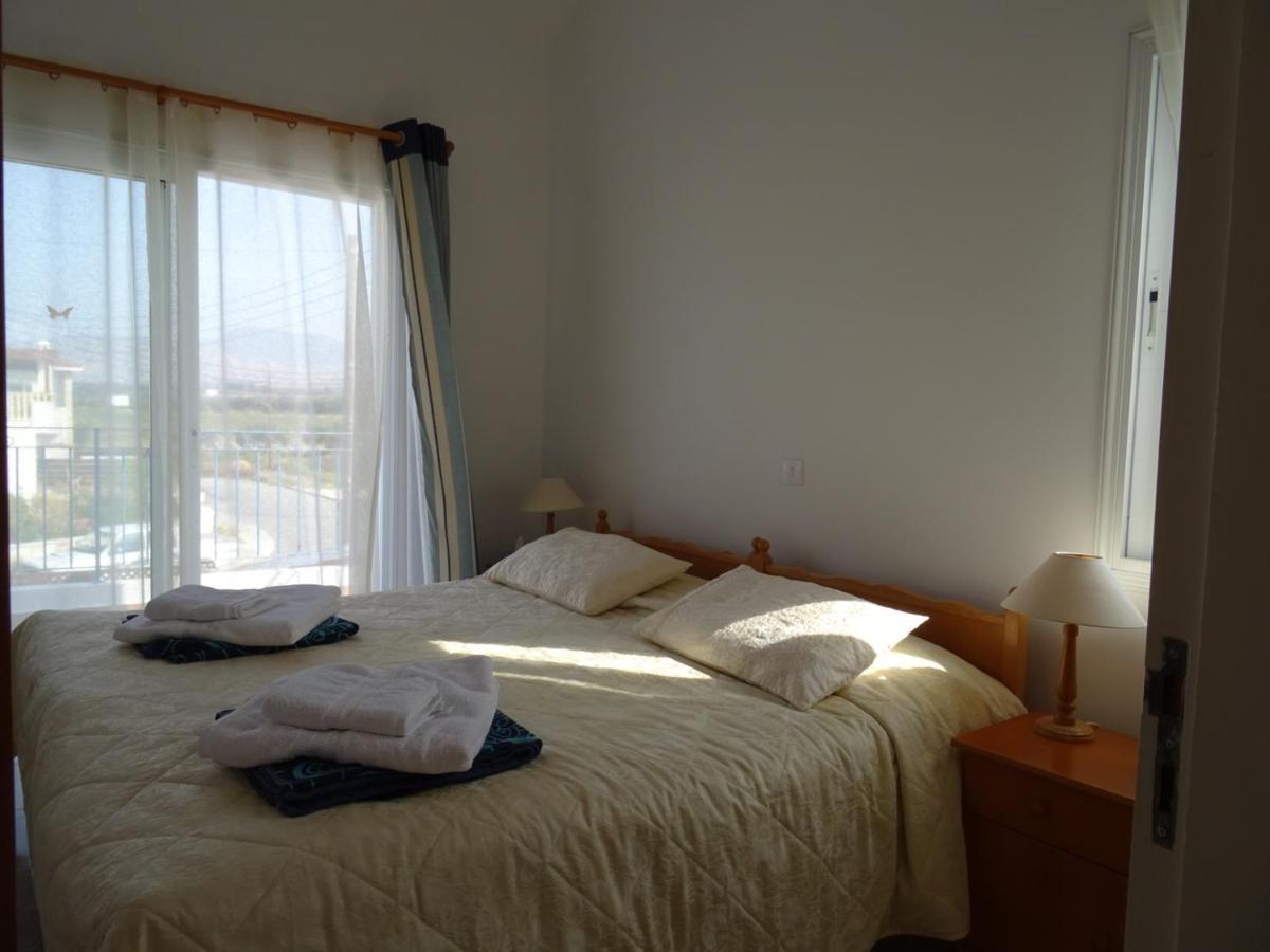 Andromeda Beach House 폴리스 외부 사진